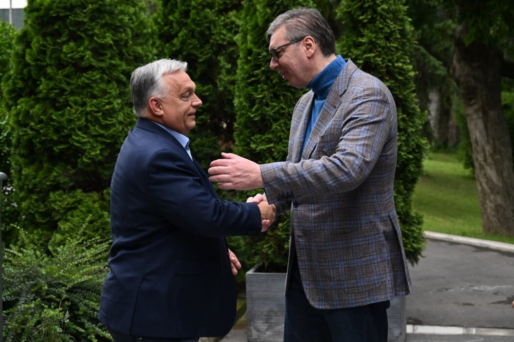 Serbia gjen lëndë eksplozive pranë tubacionit të gazit  Vuçiç sinjalizon Orbán