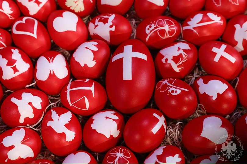 Begaj uron Pashkët nga Shëngjini  Harmonia fetare në Shqipëri është gurthemeli i shoqërisë tonë