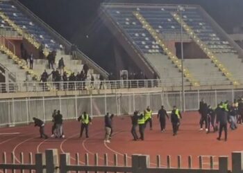 Dëmtuan stolat e “Loro Boriçit”, procedohen 6 tifozë pas ndeshjes Vllaznia-Teuta