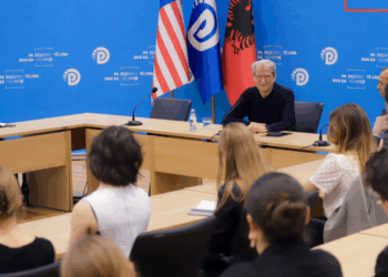 “Korrupsioni, pengesë kryesore për integrimin”, Berisha: Nisma Rama-Vuçiç, jo standardi që ne synojmë