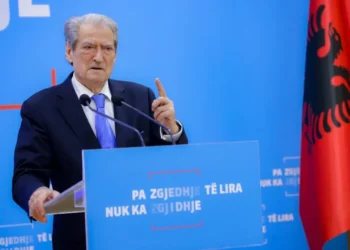 “Kryengritja më e fuqishme që ka njohur vendi”/ Berisha njofton datën për protestën e radhës kombëtare