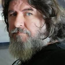 Mimoza Ahmeti  një revolucion i vonuar  në stallë