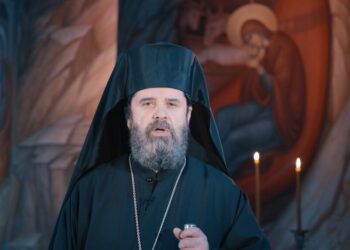 Nesër Pashkët! Mesazhi i kryepeshkopit Joan: Të bëhemi paqebërës në një botë që po shkatërrohet nga urrejtja