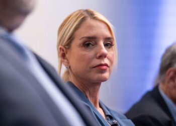 Trump shkarkon Prokuroren e Përgjithshme Pam Bondi, kush e zëvendëson