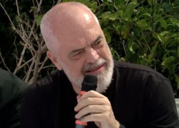 “Vlora ka ndryshuar brenda një dekade”, Edi Rama flet për transformimin dhe rritjen e numrit të turistëve