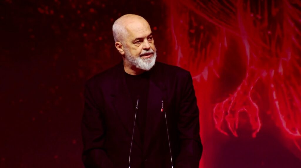 Rama në Samitin e Diasporës  Shqipëria 2030 si çdo kantier ka pluhur dhe zhurma  por jemi drejt majës 