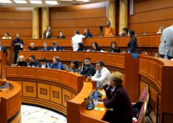 Zjarri te pallati, Këshilli Bashkiak mblidhet për bonusin e qirasë