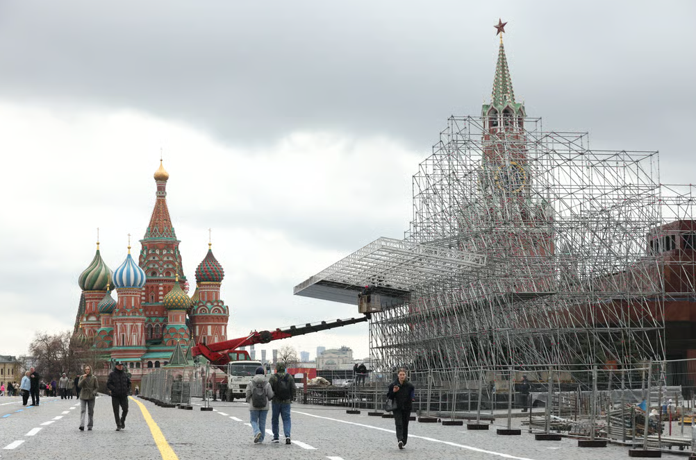 Parada e 9 Majit në Moskë pa tanke e artileri   Putini zvogëlon spektaklin për shkak të luftës në Ukrainë