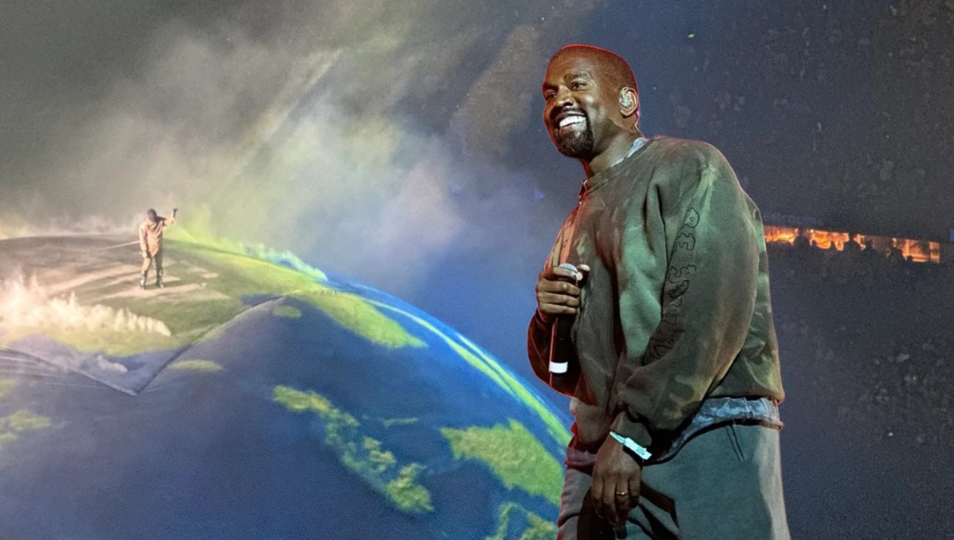 Tirana bëhet skena e botës  Kanye West sjell një super spektakël historik në Shqipëri