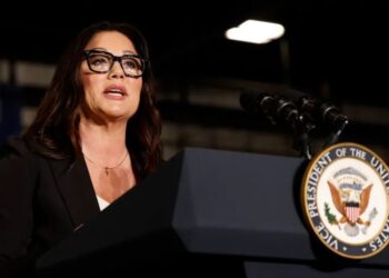 Largohet nga posti Sekretarja e Punës në administratën Trump