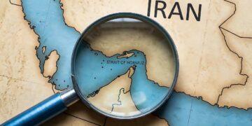 “Arma bërthamore e vërtetë për Iranin është ngushtica e Hormuzit”