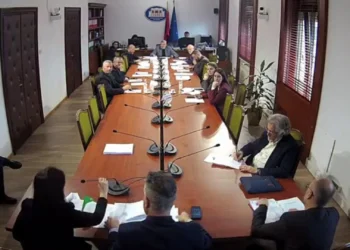 Rrëzohet nisma e PD për heqjen akcizës së gazit natyror në industrinë e prodhimit, ministria e Financave: Do sjellim ligj të ri në fund të vitit