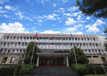 Shqipëria mirëpret armëpushimin SHBA-Iran: Një hap drejt stabilitetit global dhe sigurisë energjetike