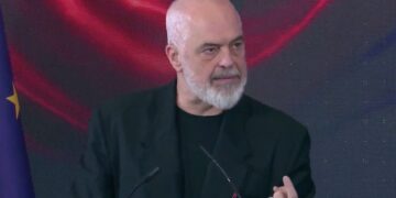“Hajd se do t’ia gjejmë rrugën BE-së se si t’ia rrëshqasim topin nëpër shalë”, Rama: Kjo nuk ndodh! I trembem neglizhencës “alla shqiptarçe”