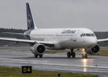 Krizë nafte në disa aeroporte italiane, Berberi: Avionët e linjës Tiranë-Brindisi, duhet të pajisen me karburant edhe për kthim! Nëse ‘Hormuzi’ nuk hapet…