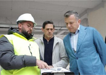 Balla inspekton punimet në Laknas. Së shpejti 800 nxënës do të kenë një shkollë të re me standarde europiane