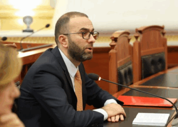 Debate në Komisionin Hetimor për koncecionet, Bardhi akuza mazhorancës: Po bllokoni kontrollin parlamentar