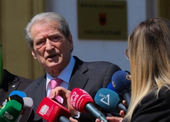 Kriza e naftës, Berisha: Rama po vjel nga qytetarët miliona pa u dhënë asnjë ndihmë