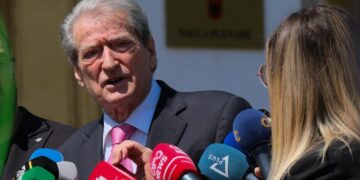 Kriza e naftës, Berisha: Rama po vjel nga qytetarët miliona pa u dhënë asnjë ndihmë