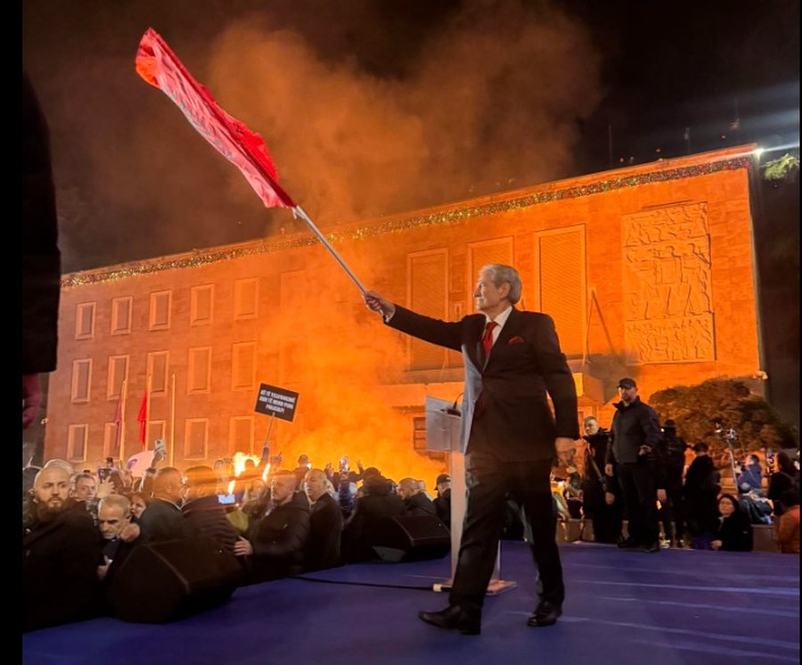  Cikli i Berishës është mbyllur   sondazhi  77  refuzojnë t i bashkohen protestave të PD