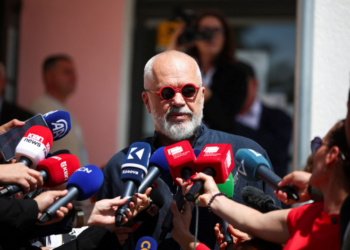 Rama thërret kryebashkiakët në Pallatin e Kongreseve, çfarë pritet të ndodhë pas dyerve të mbyllura