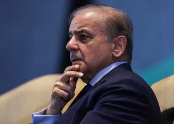 Priten lajme të mira? Trump konfirmon “negociatat e nxehta”, Pakistani propozon armëpushim dyjavor për të shmangur luftën me Iranin