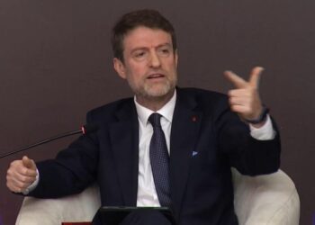 “Diaspora është 1”, Ferit Hoxha: Kështu s’do shkojmë asgjëkundi, “Alfa” është…