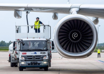 Kriza e furnizimit me karburant aviacioni në Evropë, alarm në industrinë ajrore