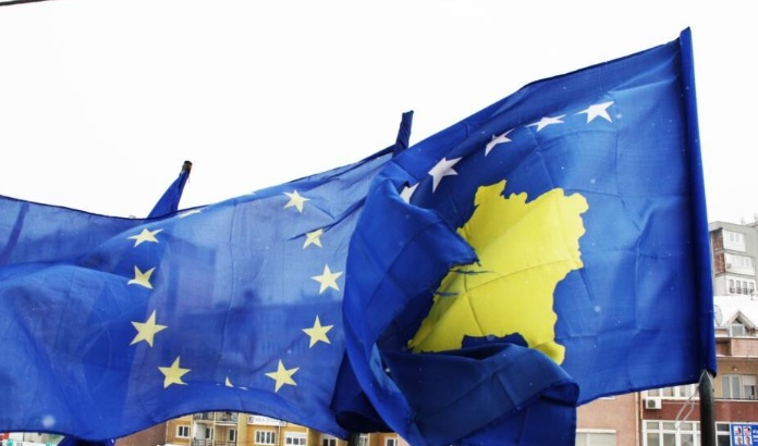 Serbia bllokon fondet për Preshevën  Kosova denoncon ndërhyrjen dhe kërkon reagim nga Bashkimin Evropian