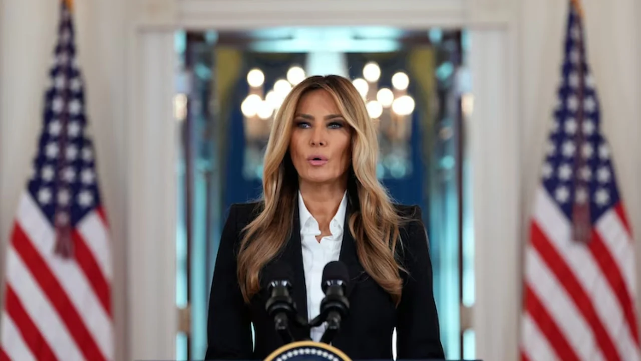  Thashethemet duhet të ndalen   Melania Trump mohon lidhjet me Epstein