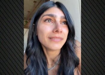 VIDEO / Sulmet në Liban, Mia Khalifa e përlotur: Amerika dhe Izraeli, shtete terroriste!