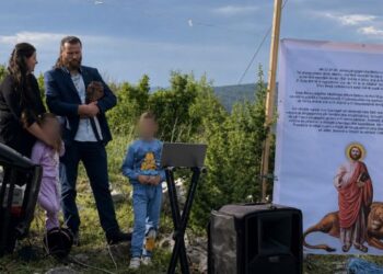 Prindër të katër fëmijëve, këta janë çifti i bashkëshortëve që u vranë me breshëri plumbash në Lezhë