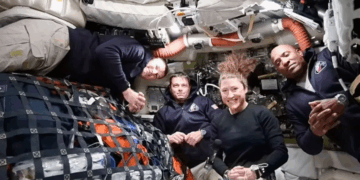 Misioni Artemis II shënon rekord historik në eksplorimin e hapësirës, astronautët nisin kthimin