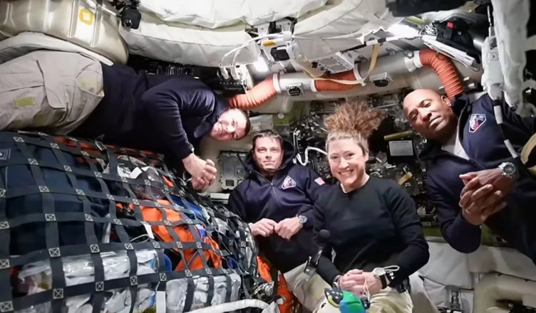 Misioni Artemis II shënon rekord historik në eksplorimin e hapësirës  astronautët nisin kthimin