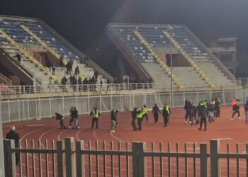 Dëmtuan stolat e “Loro Boriçit”, procedohen 6 tifozë pas ndeshjes Vllaznia-Teuta