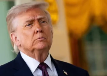 Nga dyfishimi i përfitimeve te bastet e tregtarëve, luhatjet e deklaratave të presidentit Trump “çmendin” tregtinë e SHBA-së