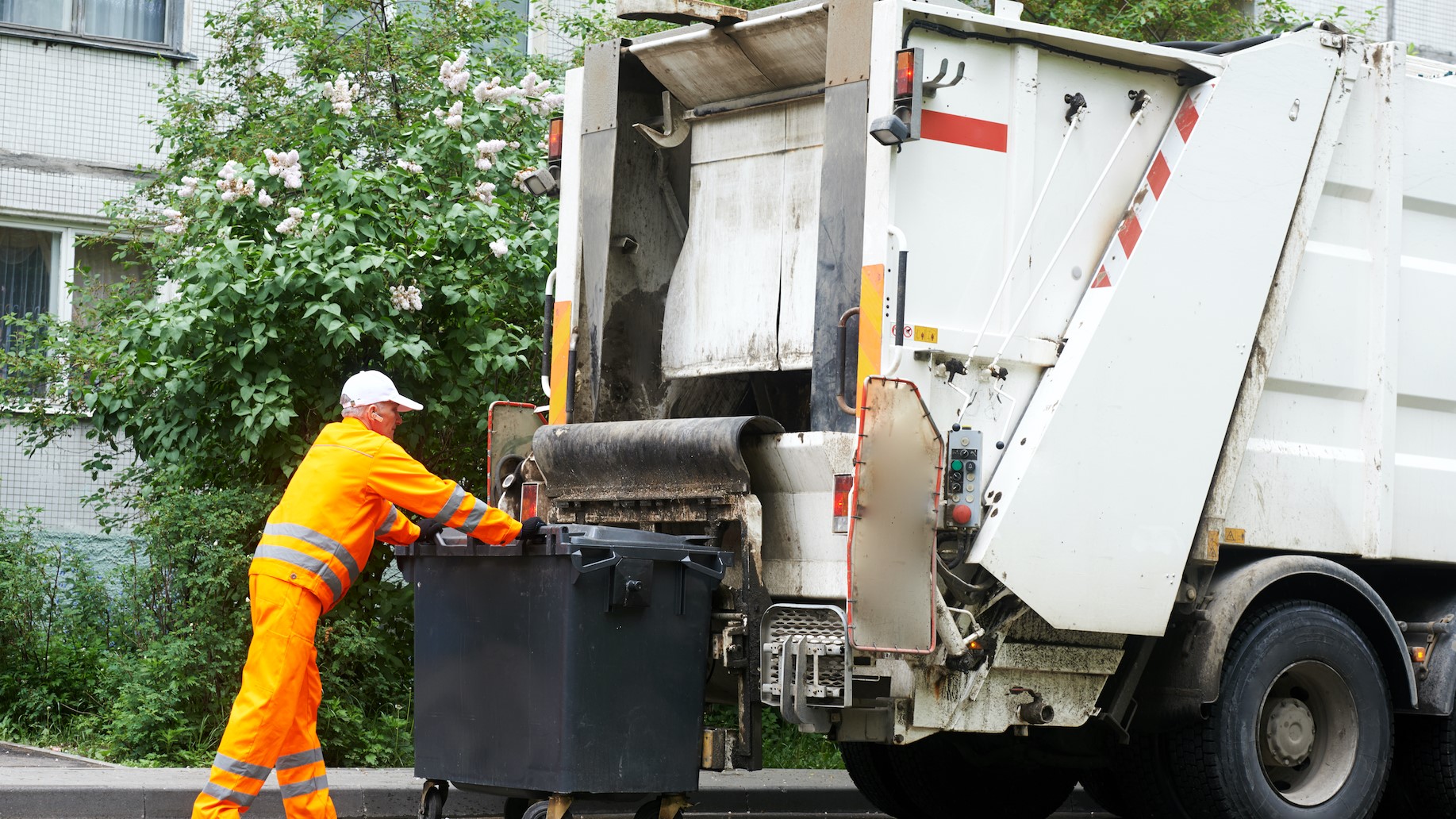 reforma-e-mbetjeve-nga-viti-2029-faturat-e-pastrimit-do-te-paguhen-sipas-peshes