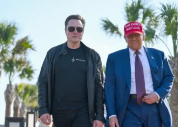 Trump në Kinë me krerët e biznesit amerikan, mes tyre edhe Elon Musk
