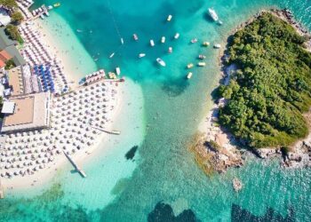 Udhëtimet e verës 2026/ “La Repubblica”: Eksploroni Shqipërinë një nga destiacionet ideale për adhuruesit e detit