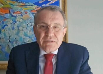 “Në botë nuk i merr njeri t’i burgosë menjëherë”, Malaj: Mbajtja në qeli e njerëzve pa prova, krijon kosto të trefishta!