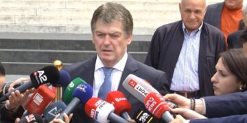 Homazhet për Pëllumbin, Bamir Topi: Ishte një nga burrat më të mirë në politikë dhe njeri reformator