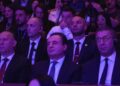 VLEN mblidhet në kongres, Kurti krah Mickoskit! Mungon himni shqiptar