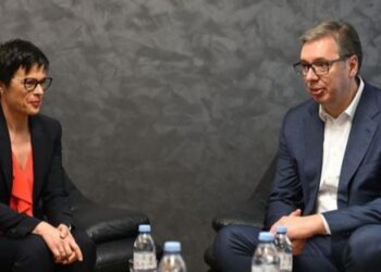 BE pezulloi fondet për Serbinë, Vuçiç sulmon komisioneren Marta Kos: Nuk ka qëllime të mira, nuk kemi çfarë flasim më!