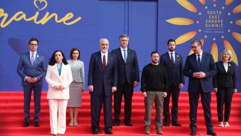 Tiranë rikthehet në qendër të diplomacisë për Ukrainën  Hoxha  Mbështetja ndaj Kievit mbetet e palëkundur 