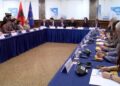 Nënshkruhet programi “Dyfisho Sipërmarrjen Tënde”, 250 mln euro kredi me interesa të ulëta për bizneset e vogla dhe bujqësinë