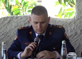 Ndërtimi pa leje në Sarandë, Hita: E papranueshme që një punonjës policie të bëhet palë me shkelësit e ligjit