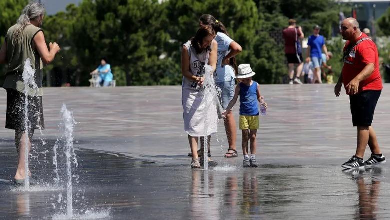 Temperatura të larta në vend  IGJEO paralajmëron rrezik zjarresh  ja qarqet e rrezikuara