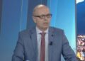“Berisha s’do që t’i marrë Rama meritat për integrimin”, Koçi: Opozita ka djegur Parlamentin
