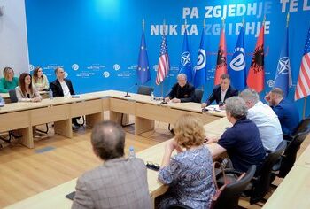 “Misioni ynë është rikthimi i votës së lirë dhe rikthimi ynë në pushtet”, mesazhi i Berishës në mbledhjen e kryesisë së PD