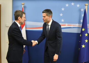 Hoxha takim me homologun Berendsen: Holanda mbështet procesin e anëtarësimit të Shqipërisë në BE